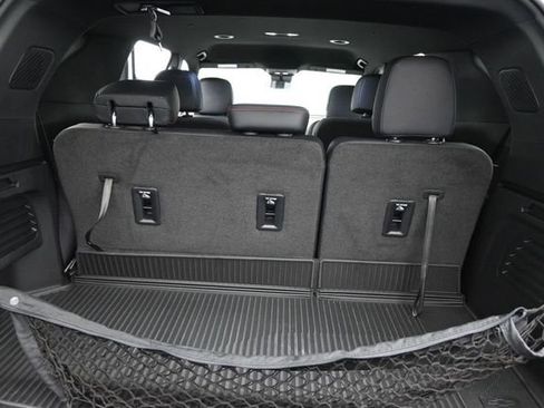 Used 2024 Chevrolet Traverse Z71 w/ LPO, Floor Liner Package AWD/4WD image 39