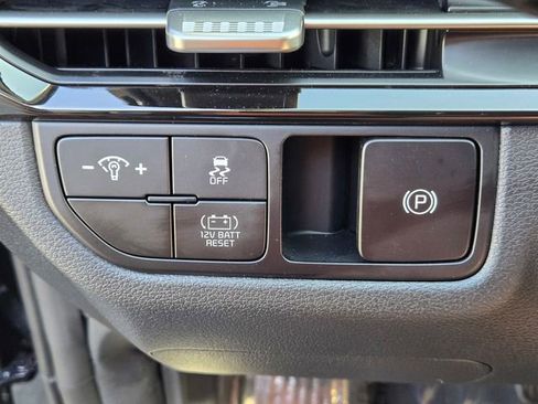 New 2026 Kia Sportage LX image 18