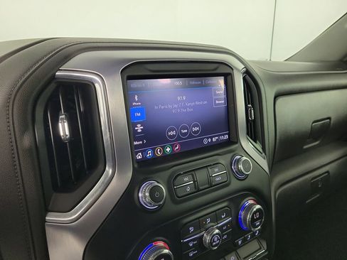 Used 2022 GMC Sierra 1500 SLT image 23