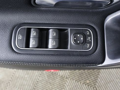 Used 2022 Mercedes-Benz CLA 250 4MATIC w/ Premium Package Lite image 35