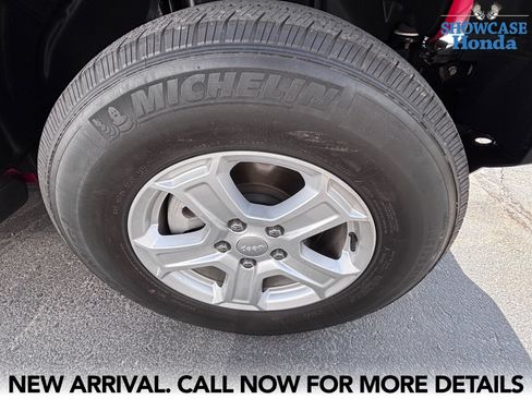 Used 2018 Jeep Wrangler Sport w/ Quick Order Package 24S AWD/4WD image 7