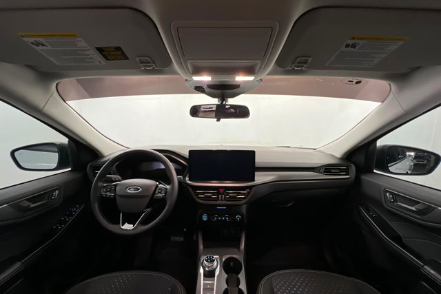 Used 2026 Ford Escape Active w/ Tech Pack #1 AWD/4WD image 9