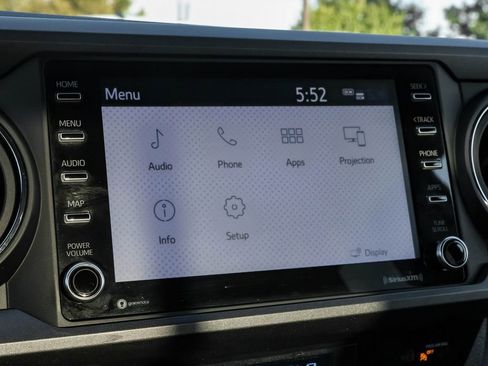 Used 2023 Toyota Tacoma TRD Off-Road image 27