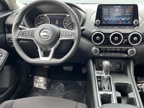 Used 2024 Nissan Sentra SV image 16
