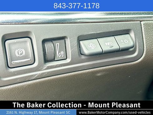 Used 2026 Cadillac XT5 Sportv w/ LPO, Onyx Lite Package AWD/4WD image 10