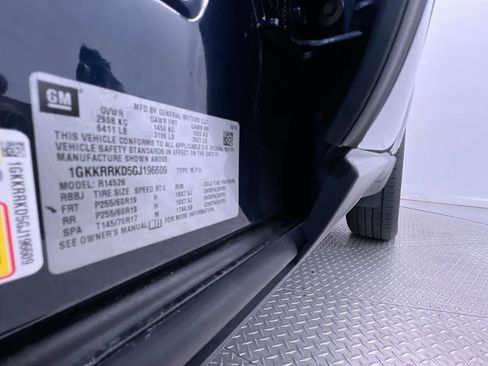 Used 2016 GMC Acadia SLT FWD image 45