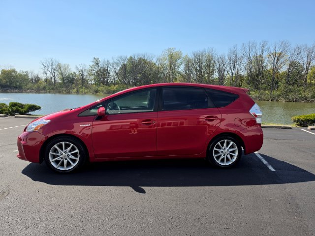 Used 2012 Toyota Prius V Five FWD image 12