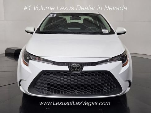 Used 2021 Toyota Corolla LE w/ LE Convenience Package FWD image 8