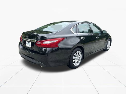 Used 2018 Nissan Altima 2.5 S w/ S Convenience Package FWD image 8