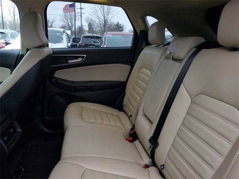 Certified 2022 Ford Edge SEL w/ Convenience Package image 24