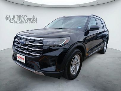 Used 2025 Ford Explorer Active