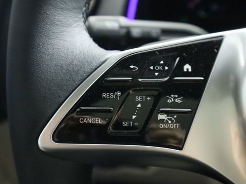 New 2026 Mercedes-Benz GLB 250 image 12