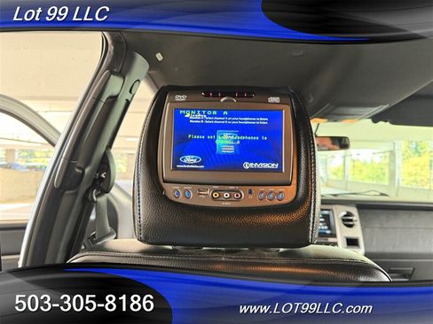 Used 2015 Ford Expedition EL XLT w/ Equipment Group 202A AWD/4WD image 49