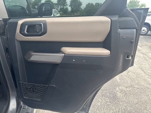 Used 2023 Ford Bronco Wildtrak AWD/4WD image 41