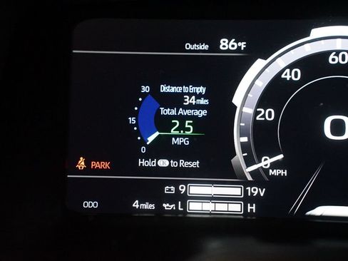 New 2026 Toyota Tundra Limited AWD/4WD image 17