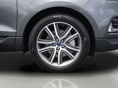 Used 2022 Ford Edge Titanium AWD/4WD image 4