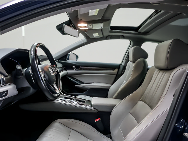 Used 2020 Honda Accord Touring image 9