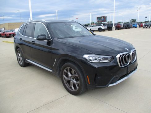Used 2024 BMW X3 xDrive30i AWD/4WD image 7