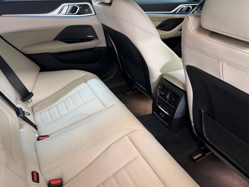 Certified 2023 BMW i4 eDrive35 RWD image 30