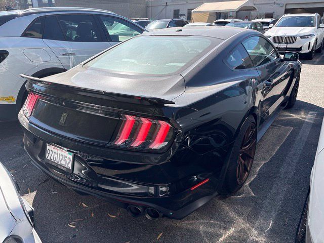 Used 2016 Ford Mustang Shelby GT350 w/ Technology Package RWD image 3