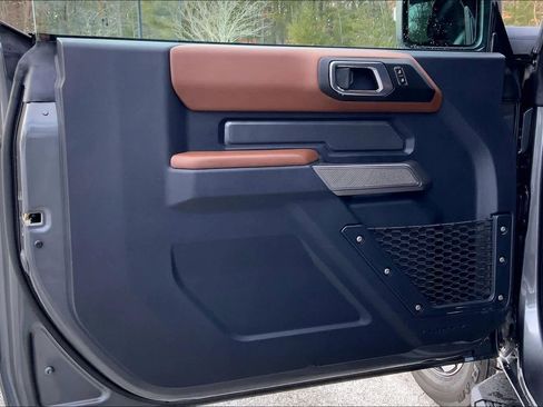 Used 2022 Ford Bronco Outer Banks image 19