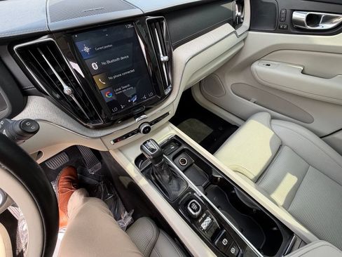 Used 2019 Volvo XC60 T5 Inscription w/ Protection Package AWD/4WD image 42