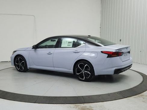 New 2026 Nissan Altima 2.5 SR w/ SR Premium Package FWD image 5