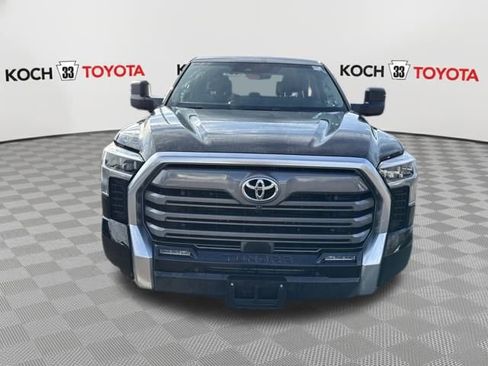 Used 2023 Toyota Tundra Limited image 2