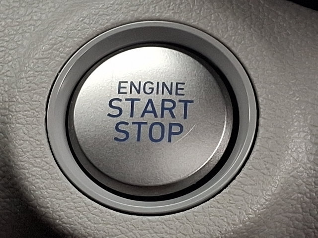 Certified 2024 Hyundai Venue SEL FWD image 23