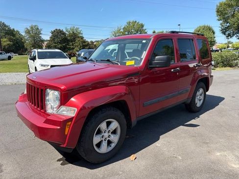 Used 2009 Jeep Liberty Sport w/ Popular Equipment Group RWD image 8