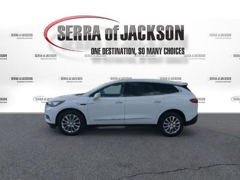 Used 2018 Buick Enclave Premium FWD image 5