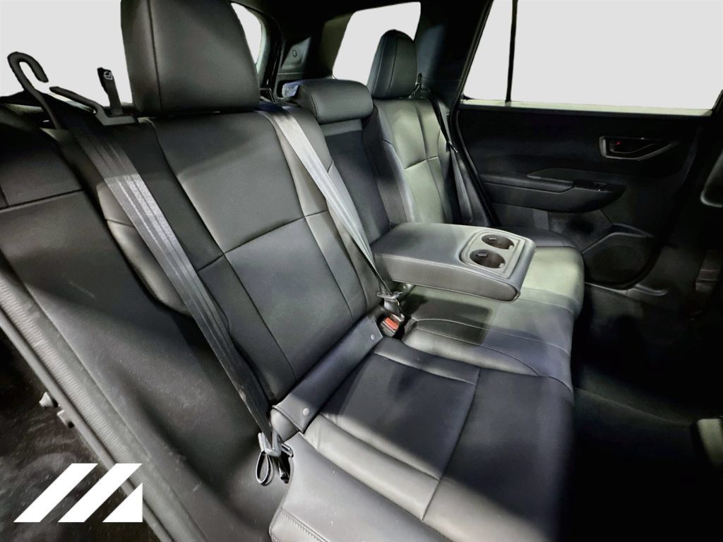 Used 2026 Subaru Outback Premium AWD/4WD image 27