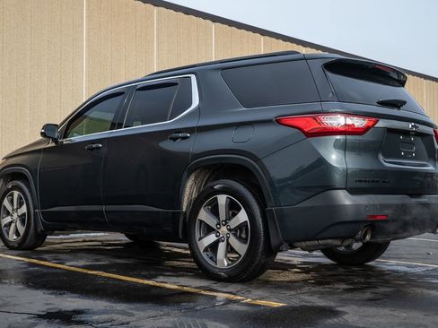 Certified 2019 Chevrolet Traverse LT w/ LT Premium Package image 4