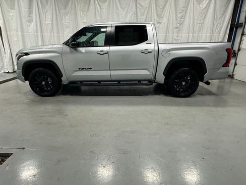 Used 2025 Toyota Tundra Limited w/ Nightshade Package AWD/4WD image 4
