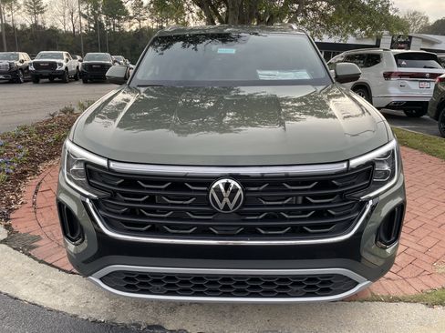 New 2026 Volkswagen Atlas Cross Sport SE FWD image 2