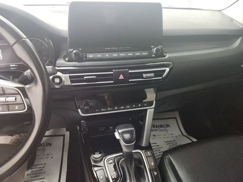 Used 2022 Kia Seltos SX w/ Sunroof Package AWD/4WD image 13