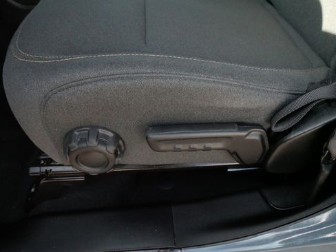 Used 2024 Jeep Wrangler Sport S image 20