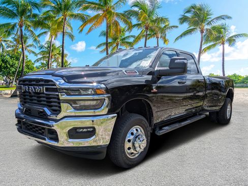 New 2026 RAM 3500 Tradesman AWD/4WD image 6