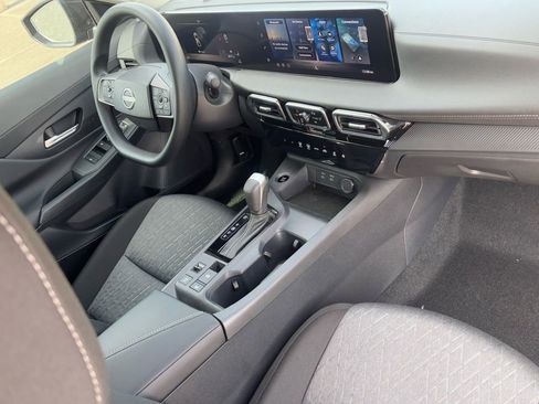 New 2026 Nissan Sentra SV FWD image 11