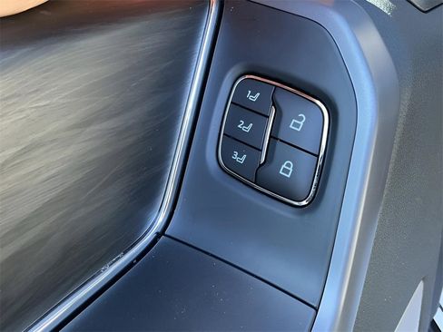 New 2025 Ford F150 Lightning Lariat image 27