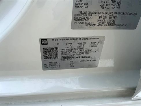 Used 2024 Chevrolet Silverado 1500 LT image 36