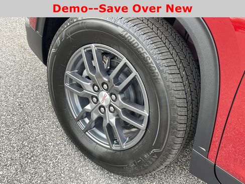 New 2025 GMC Acadia Elevation image 27