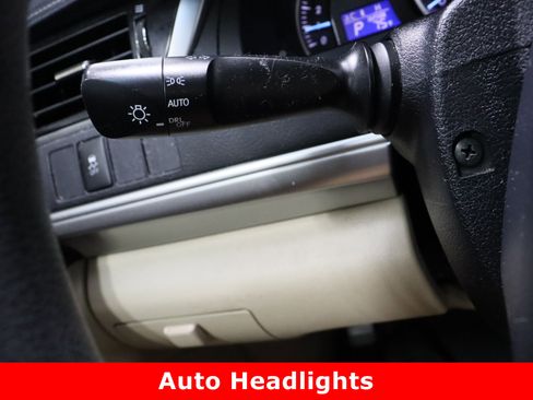 Used 2012 Toyota Camry LE image 23