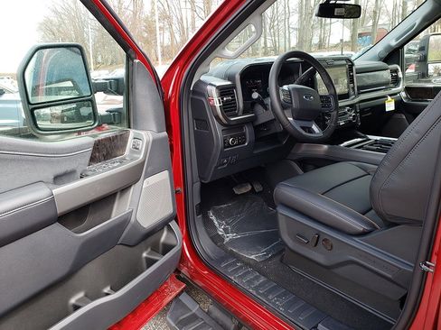 New 2025 Ford F250 Lariat w/ Lariat Ultimate Package image 9