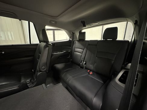 Used 2017 Honda Pilot Elite image 23