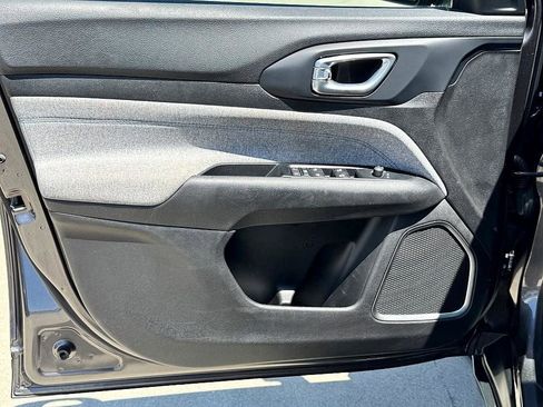 Used 2022 Jeep Compass Latitude w/ Convenience Group image 15