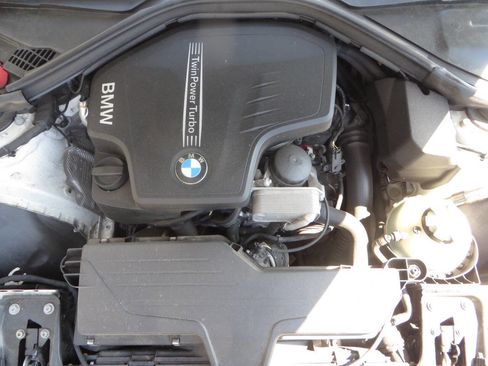 Used 2016 BMW 320i xDrive Sedan image 10