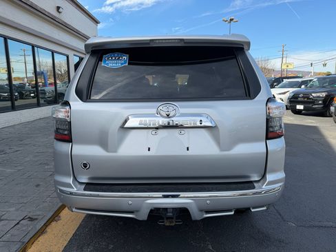 Used 2021 Toyota 4Runner Limited image 8