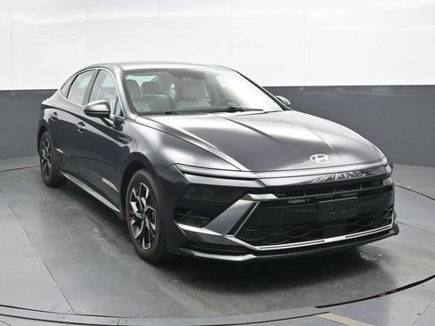Used 2024 Hyundai Sonata SEL FWD image 4