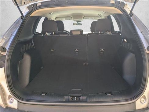 Used 2020 Ford Escape SE image 6